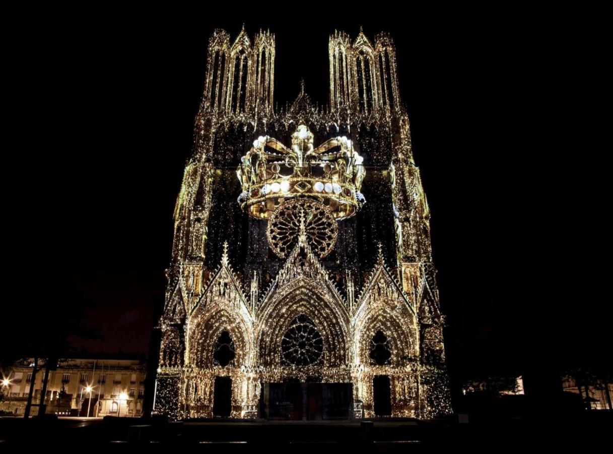 Les Rotins - Logements Climatises - Cathedrale A 2 Pas Reims Dış mekan fotoğraf